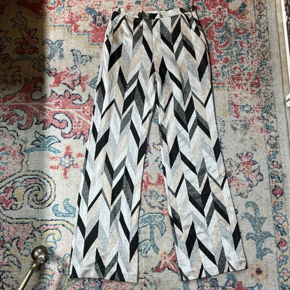 Trina Turk Asia Pants silver metallic pattern size 0 - Picture 7 of 9
